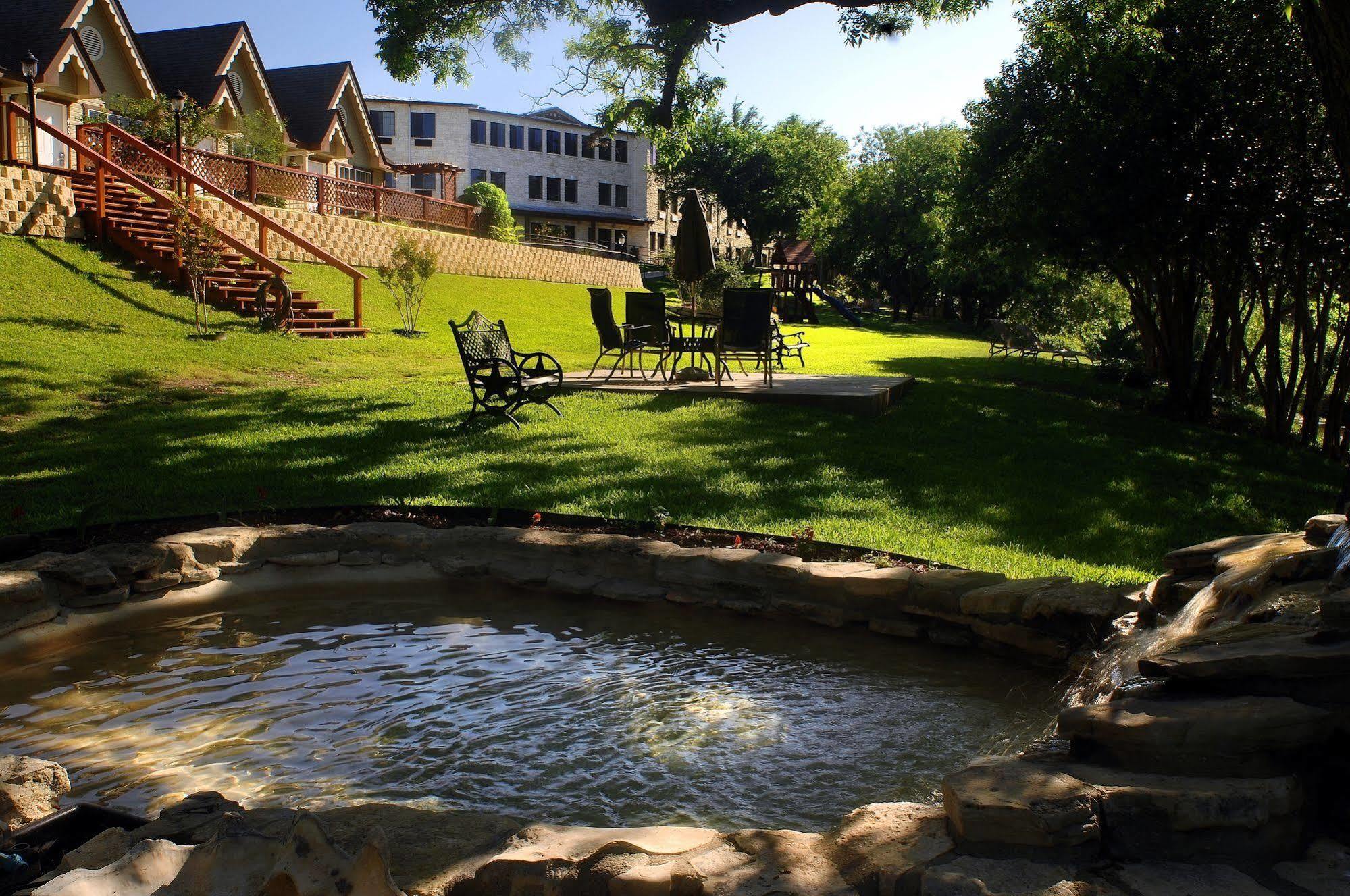 Inn On Barons Creek Fredericksburg Zewnętrze zdjęcie